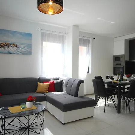 Villa Essenza - Roza Vodice