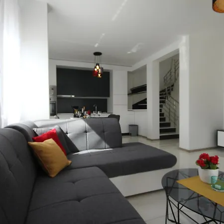 Essenza - Roza Villa *