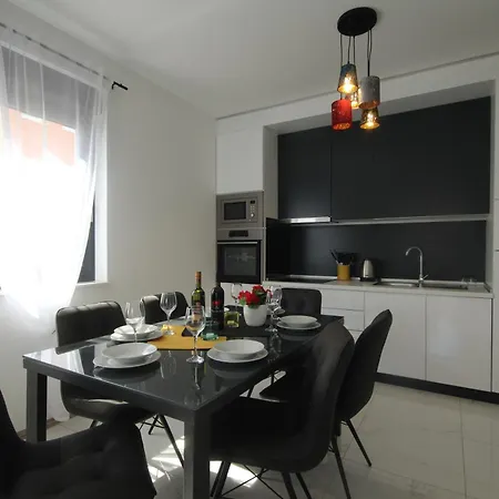 Essenza - Roza Villa *