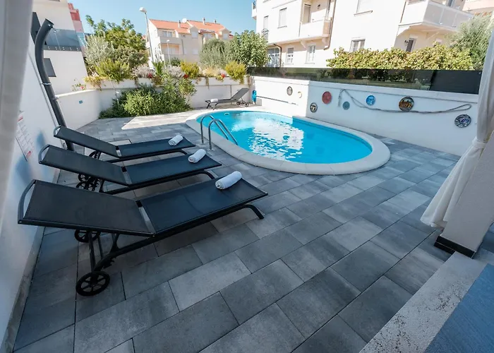 Essenza - Roza Villa *