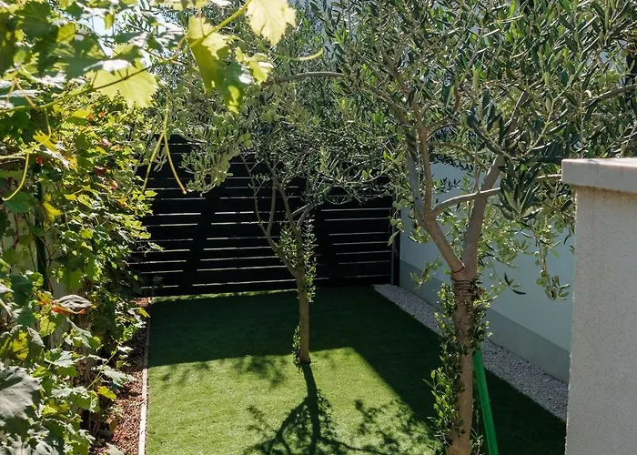 Essenza - Roza Villa